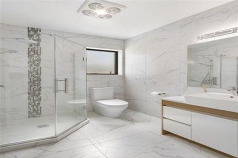 Photo of property in 4 Drumconnell Drive, Flat Bush, Auckland, 2019