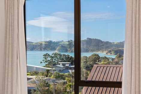 Photo of property in 10 Solar Way, Langs Beach, 0582
