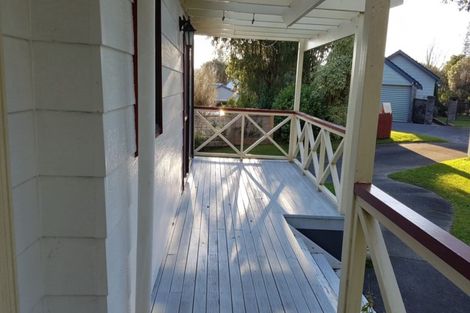 Photo of property in 28 Sunward Rise, Glenfield, Auckland, 0629