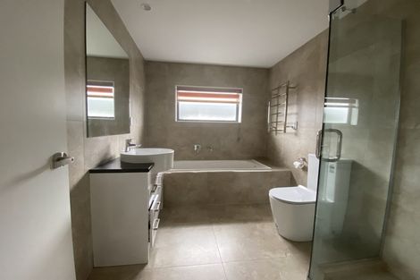 Photo of property in 9 Iwinuku Court, Wattle Downs, Auckland, 2103