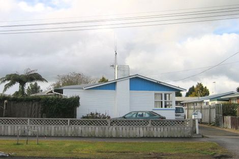 Photo of property in 25 Prisk Street, Melville, Hamilton, 3206