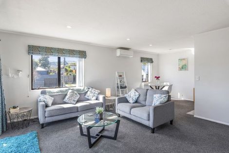 Photo of property in 8 Dale Road, Raumati South, Paraparaumu, 5032