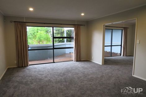 Photo of property in 8 Sailfish Drive, West Harbour, Auckland, 0618