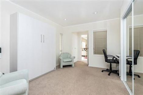 Photo of property in 41 Marriott Road, Pakuranga, Auckland, 2010
