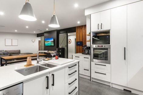 Photo of property in 261 Lakes Boulevard, Pyes Pa, Tauranga, 3112