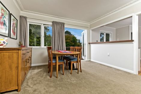 Photo of property in 123 Millbrook Road, Sunnyvale, Auckland, 0612