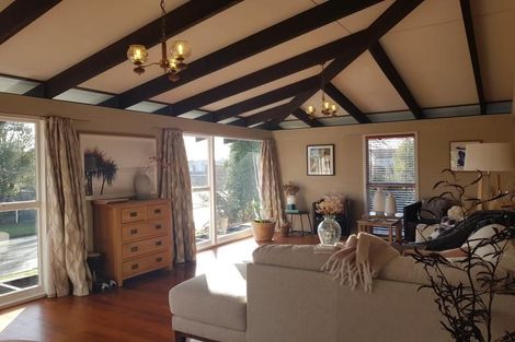 Photo of property in 19 Highfield Place, Avonhead, Christchurch, 8042