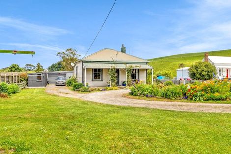 Photo of property in 225 Bridge Street, Eltham, 4322