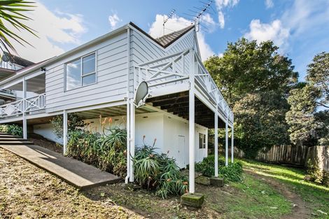 Photo of property in 1/70 Glamorgan Drive, Torbay, Auckland, 0630