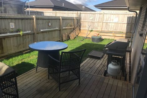 Photo of property in 17 Perla Road, Pukekohe, 2120