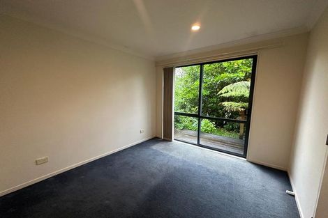 Photo of property in 12 Poturi Streams Avenue, Titirangi, Auckland, 0604