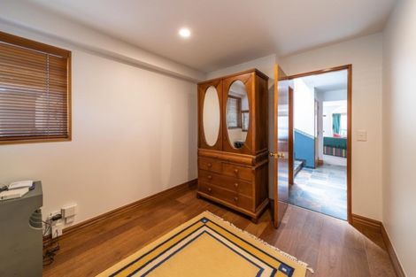 Photo of property in 10 Peregrine Place, Queenstown, 9300