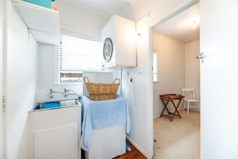 Photo of property in 1/35 Mcintyre Road, Mangere Bridge, Auckland, 2022