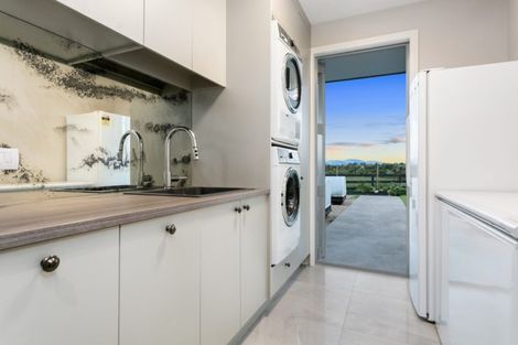 Photo of property in 7 Mike Smith Drive, Cambridge, 3434