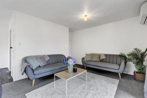 Photo of property in 18 Culzean Grove, Bell Block, New Plymouth, 4312