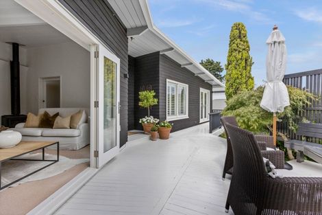 Photo of property in 17 Franklin Terrace, Havelock North, 4130