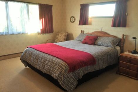 Photo of property in 5 Donegal Crescent, Tamatea, Napier, 4112