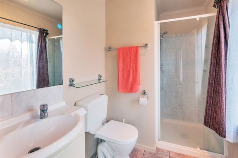 Photo of property in 25 Pooks Road, Ranui, Auckland, 0612