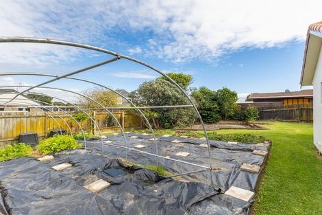 Photo of property in 21 Kanawa Street, Waikanae, 5036