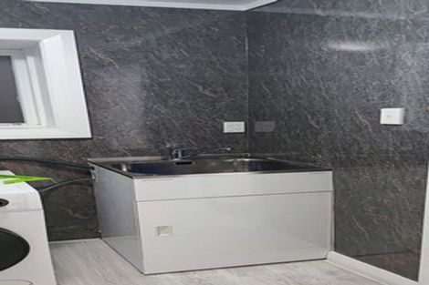 Photo of property in 4 Mills Road, Brooklyn, Wellington, 6021