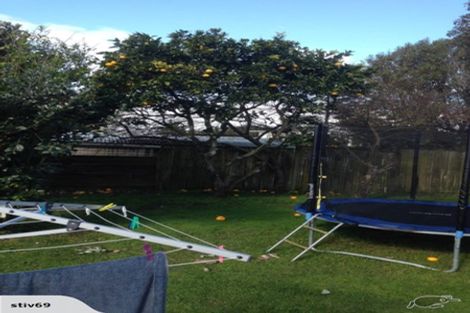 Photo of property in 37 Cascades Road, Pakuranga Heights, Auckland, 2010