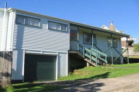 Photo of property in 64a Rajkot Terrace, Broadmeadows, Wellington, 6035