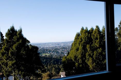 Photo of property in Rangiwai Lodge, 29 Rangiwai Road, Titirangi, Auckland, 0604