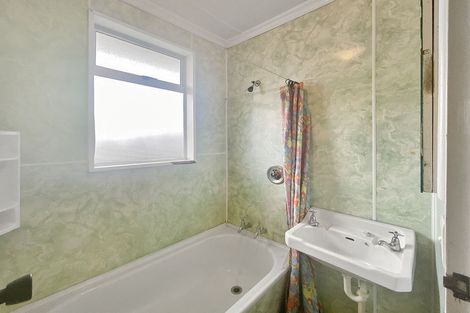 Photo of property in 2 Rata Road, Twizel, 7901