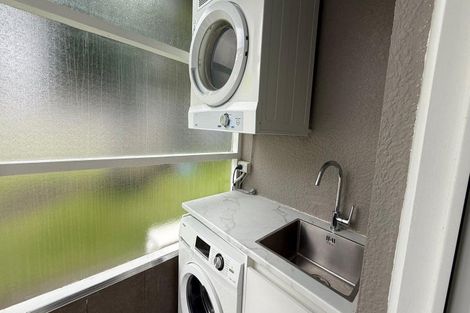 Photo of property in 1/10 Blomfield Spa, Takapuna, Auckland, 0622