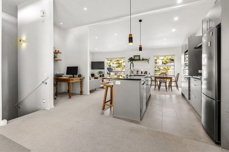 Photo of property in 23a Waikato Street, Island Bay, Wellington, 6023