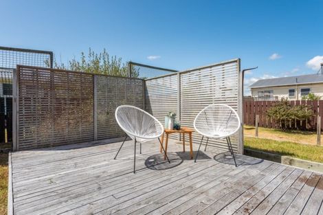 Photo of property in 40 Norfolk Crescent, Otaki Beach, Otaki, 5512
