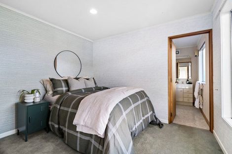 Photo of property in 20 Earnslaw Terrace, Queenstown, 9300