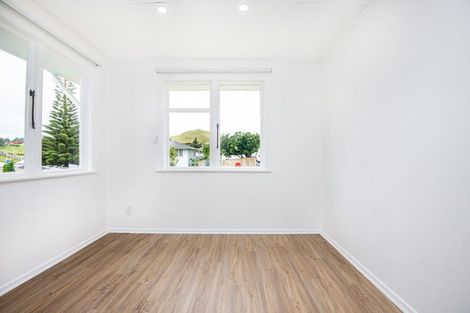 Photo of property in 75 Kokiri Crescent, Waitangirua, Porirua, 5024