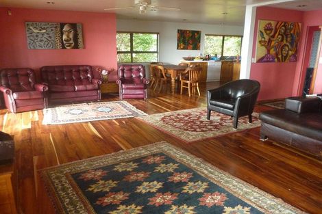 Photo of property in 304 Thames Coast Sh25 Road, Thornton Bay, Thames, 3575