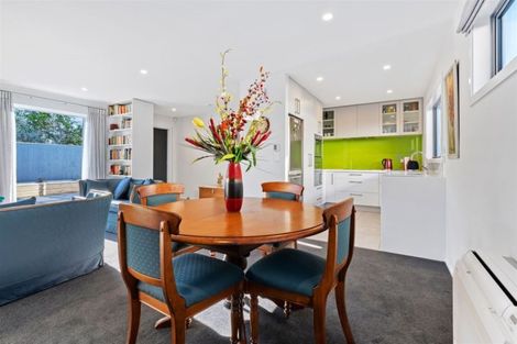 Photo of property in 64 Hewitts Road, Merivale, Christchurch, 8014
