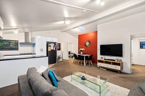 Photo of property in 19 Clover Drive, Henderson, Auckland, 0610