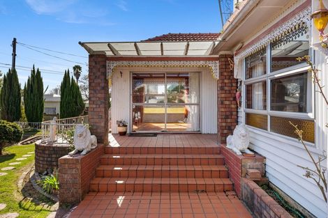 Photo of property in 22 Budleigh Street, Frankleigh Park, New Plymouth, 4310