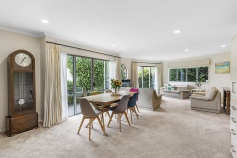 Photo of property in 10 Norman Road, Hauraki, Auckland, 0622