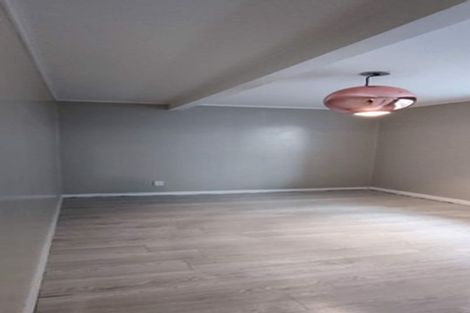 Photo of property in 4 Mills Road, Brooklyn, Wellington, 6021