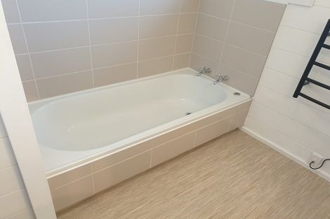 Photo of property in 1a Padfield Place, Havelock North, 4130