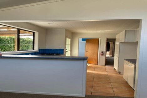 Photo of property in 64 Tamahere Drive, Glenfield, Auckland, 0629