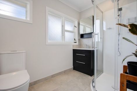 Photo of property in 58 Meeanee Road, Taradale, Napier, 4112