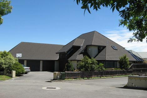 Photo of property in 1 Buscot Gate, Avonhead, Christchurch, 8042