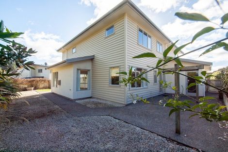 Photo of property in 8 Sedgley Grove, Churton Park, Wellington, 6037
