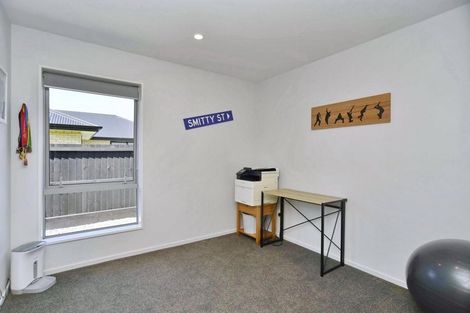 Photo of property in 6 Fearne Drive, Woodend, 7610