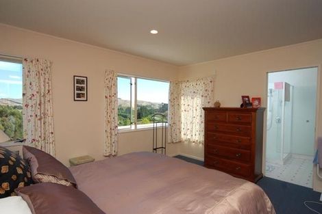 Photo of property in 15 Hikanui Place, Havelock North, 4130