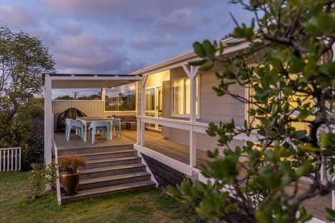 Photo of property in 239 Rosetta Road, Raumati Beach, Paraparaumu, 5032