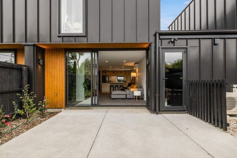 Photo of property in 2/12 Hume Street, Sydenham, Christchurch, 8023