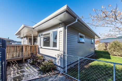 Photo of property in 15 Gladstone Road, Richmond, 7020