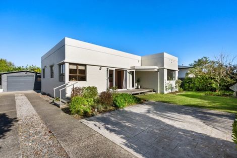 Photo of property in 16 Douglas Mclean Avenue, Marewa, Napier, 4110